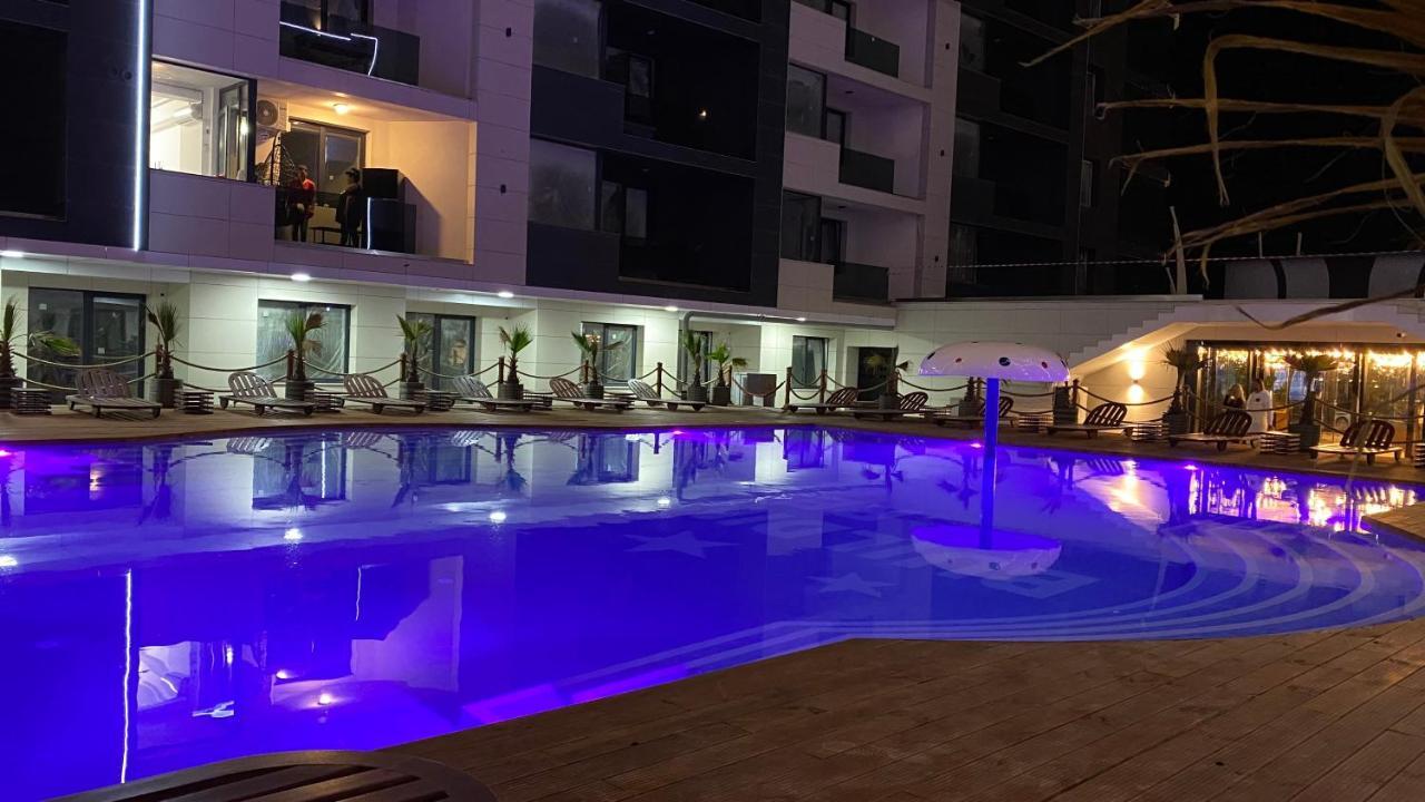 Seaview Deluxe Double Studio - Beachfront Resort Năvodari Buitenkant foto