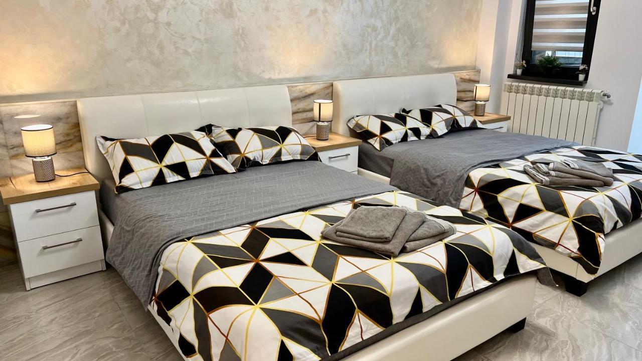 Seaview Deluxe Double Studio - Beachfront Resort Năvodari Buitenkant foto