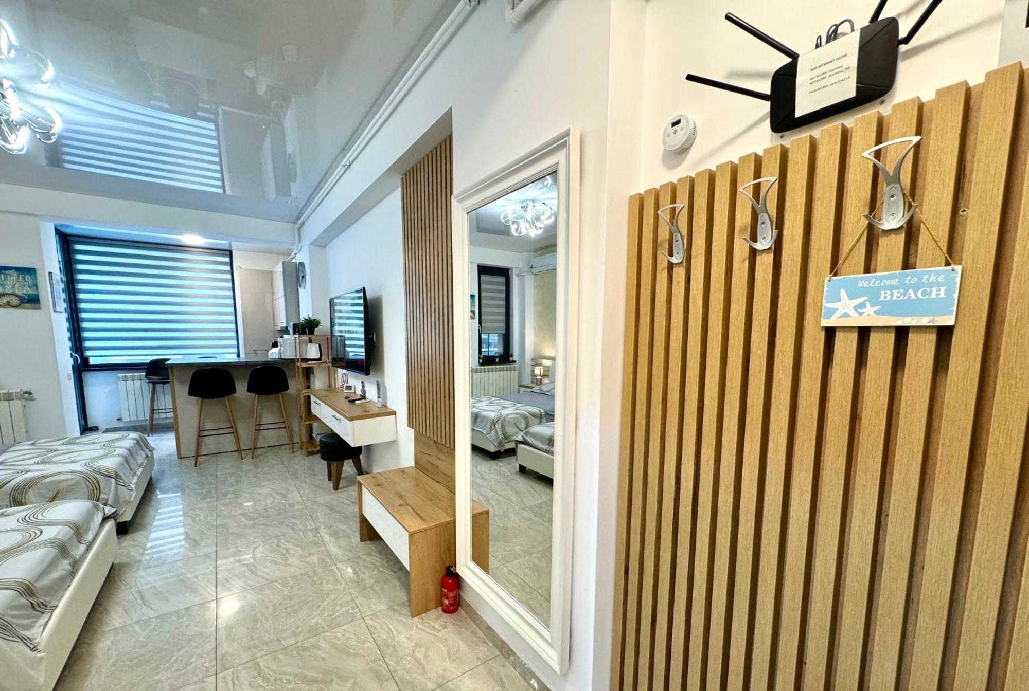 Seaview Deluxe Double Studio - Beachfront Resort Năvodari Buitenkant foto